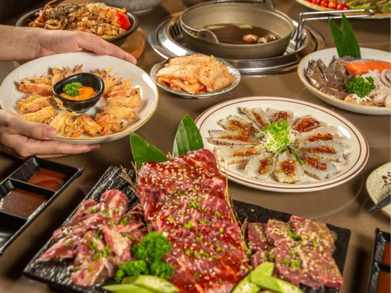 Gợi ý 25+ nhà hàng buffet Sài Gòn cực nổi tiếng, đông nghịt khách