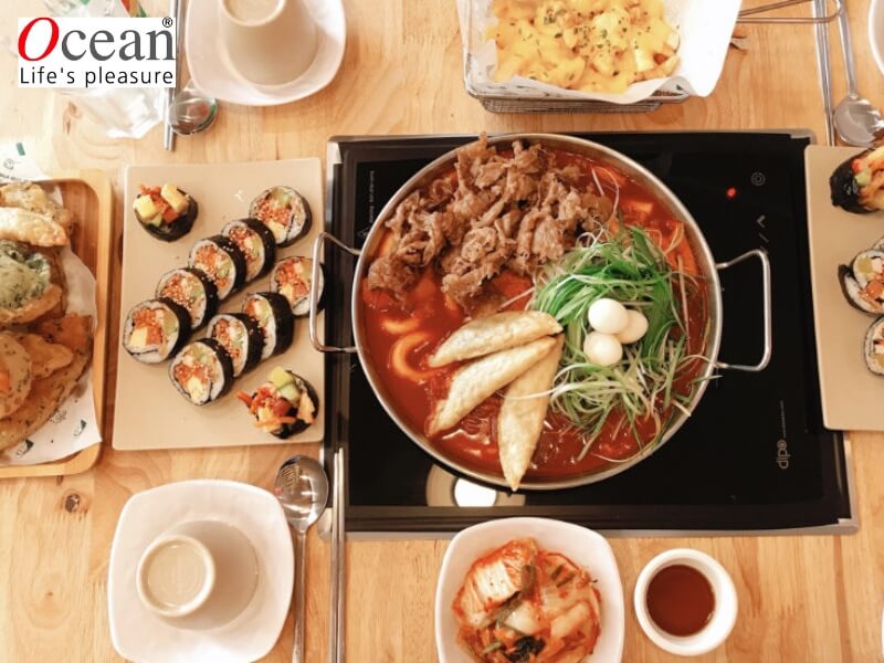 12. Young Dabang - Quán buffet tokbokki quận 7