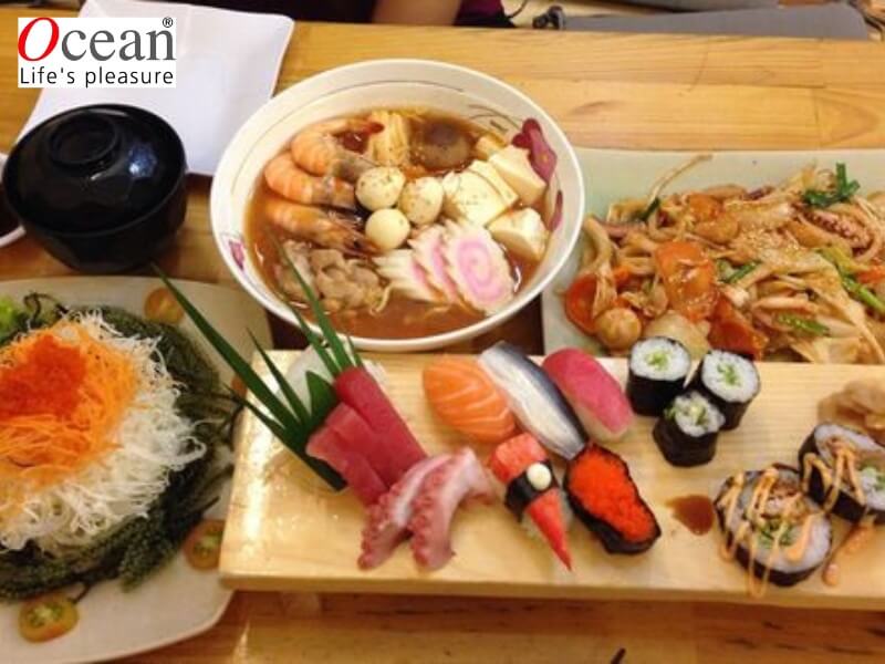 13. Sakura – Quán buffet Sashimi TP.HCM giá rẻ 