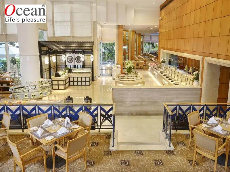 9. Buffet Atrium Cafe – Buffet tôm hùm nướng quận 1